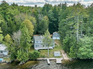 96 Townsend Shore Rd, Wolfeboro, NH 03894