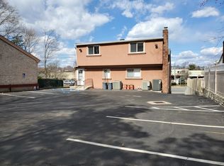 122 Forest Ave #A, Glen Cove, NY 11542