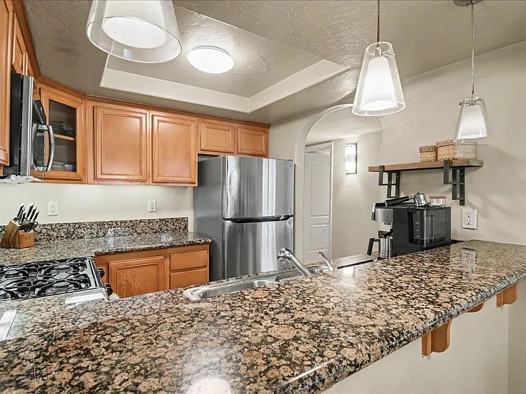 2744 B St #106 — Photo 9