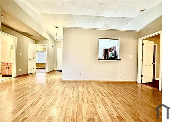 1460 Blue Brook Way — Photo 6
