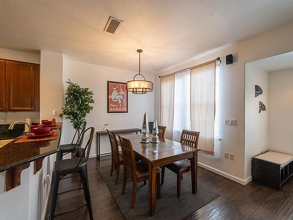 5th image of 421 Anchor Ln APT 202