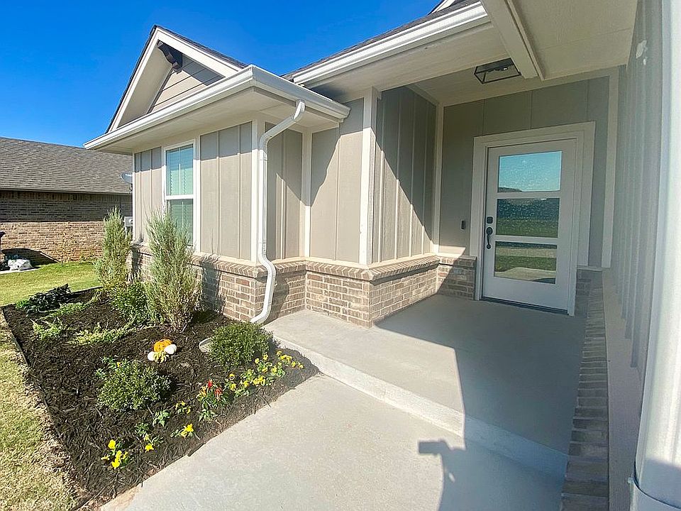 1st image of 4305 Eloise Dr