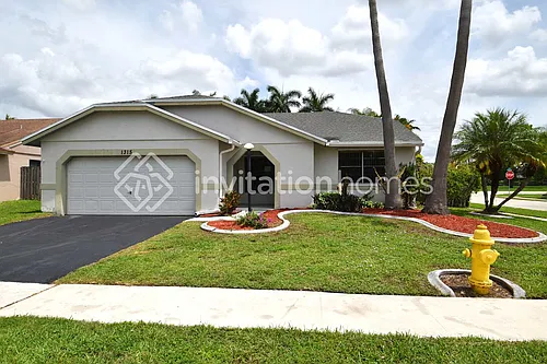1315 SW 151st Way Photo 1