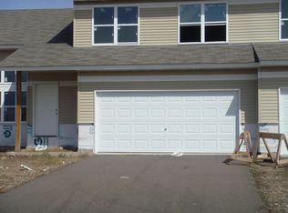 6852 98th St S, Cottage Grove, MN 55016