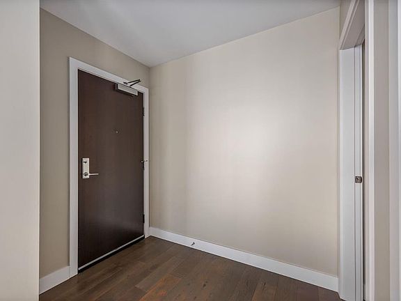 3rd image of 1122 W 3rd St SE #3903
