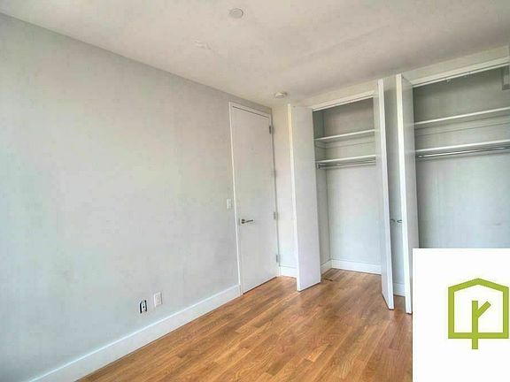 4th image of 293 Devoe St #4L