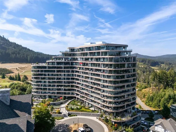 2000 Hannington Rd #705, Langford, BC V9B 7C1