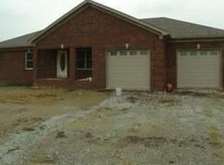 8004 Brownstown Rd, Henryville, IN 47126