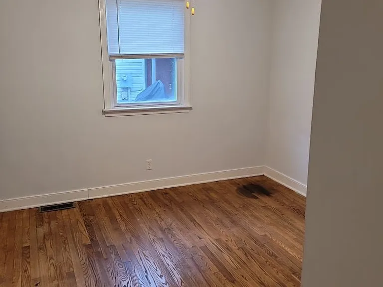 1201 Gordon Ave — Photo 11