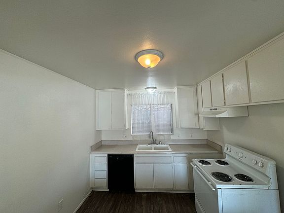 4th image of 3600 Micheli Ct APT B