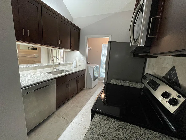 5981 Arapaho Rd #1004 — Photo 7