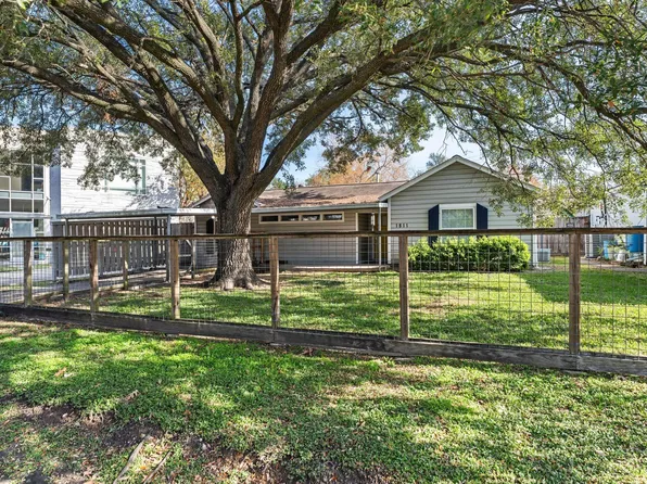1811 W 14th 1/2 St, Houston, TX 77008