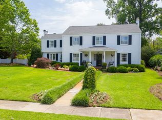 1121 Essex Dr, Wilmington, NC 28403