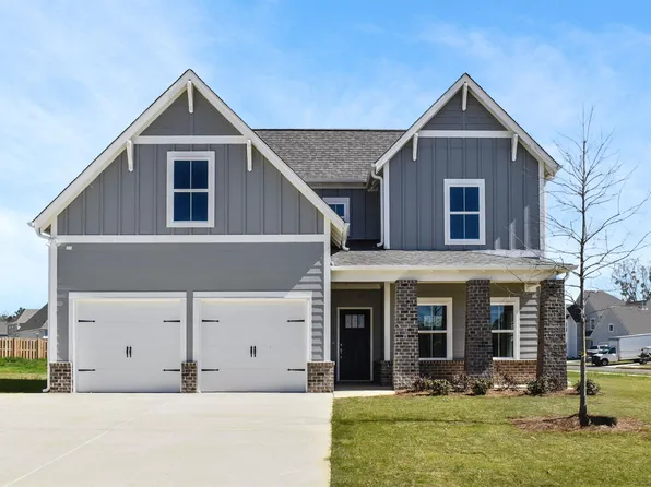 528 Avondale Ln, Pell City, AL 35128