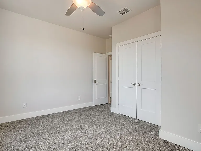 2323 Benbrook Blvd — Photo 37