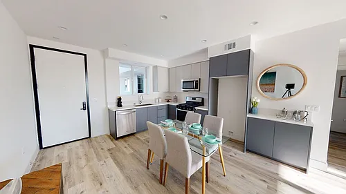 Floor plan 301