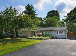 74 Kendall Rd, Kendall Park, NJ 08824