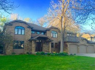 632 E Woodcrest Dr, Appleton, WI 54915