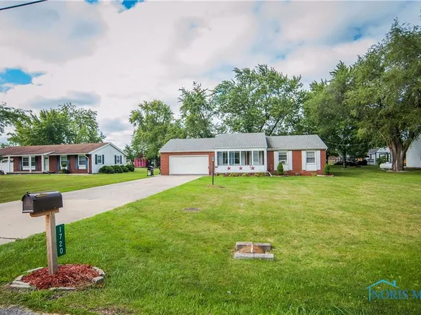 1720 Ayersville Ave, Defiance, OH 43512