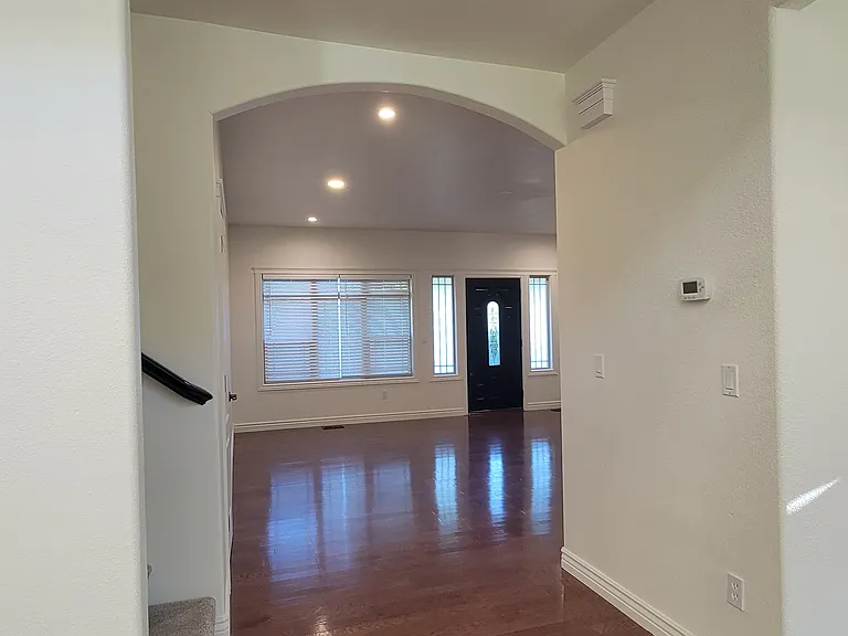 2880 W Ravenna St — Photo 79