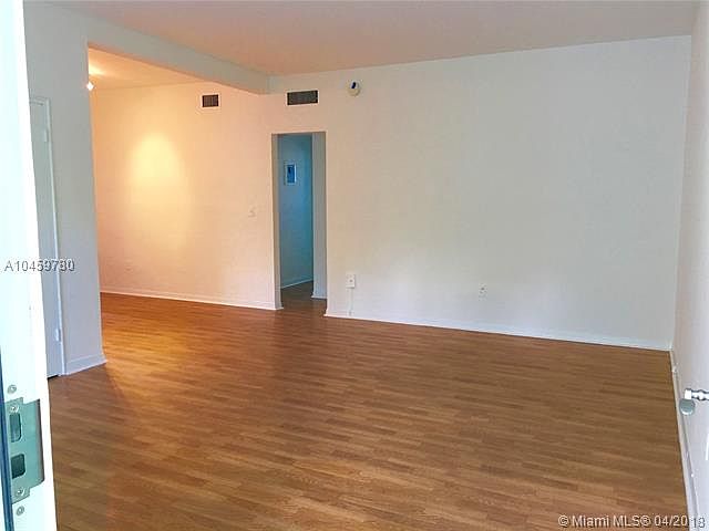 1st image of 1840 James Ave APT 23