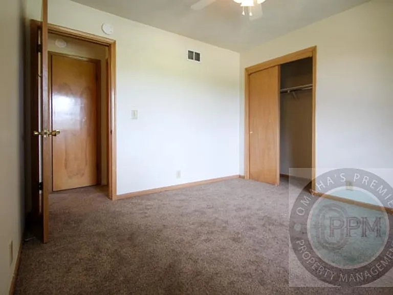3758 S 82nd St — Photo 9