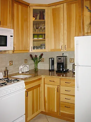 Sold by Awaye Realty Management LLC | media 17