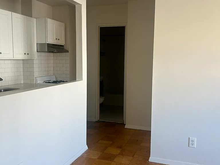 Sweetfield Cir — Photo 4