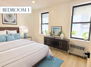 218 W 17th St #2S, New York, NY 10011