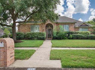 2853 Everett Dr, Friendswood, TX 77546