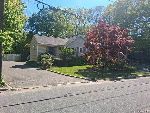 3rd image of 81 Union Ave #81