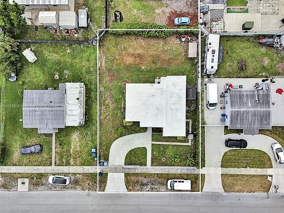 4th image of 2460 NW 162nd Ter