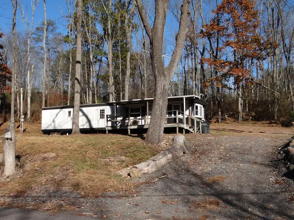 37 Hart Rd, Auburn, PA 17922