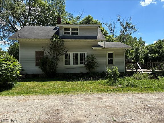 3rd image of 2388 Copley Rd
