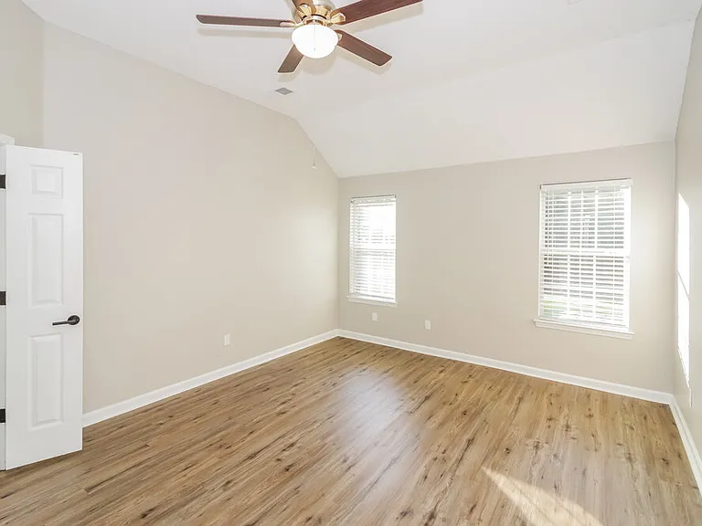 1125 Red Fern Cir W — Photo 10