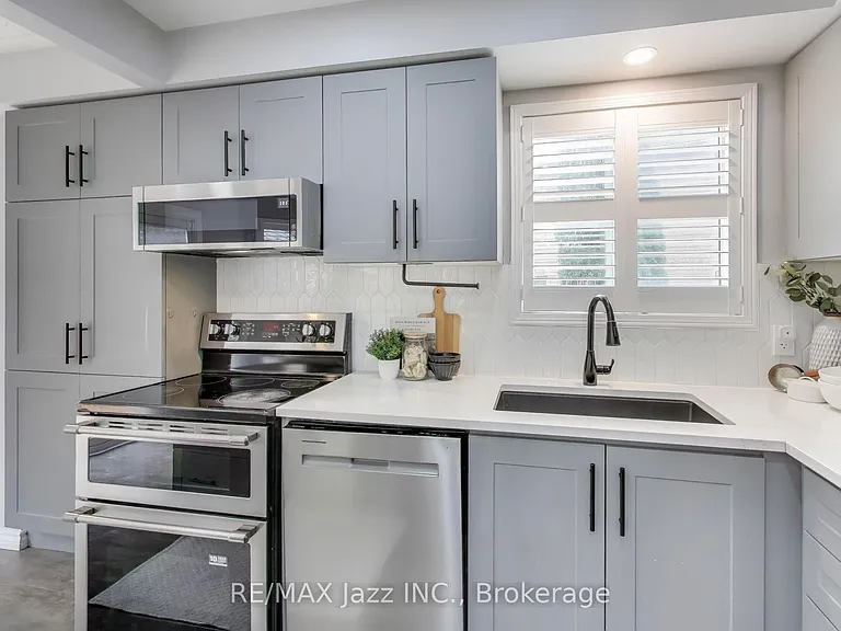 9 Maconnachie Pl — Photo 8