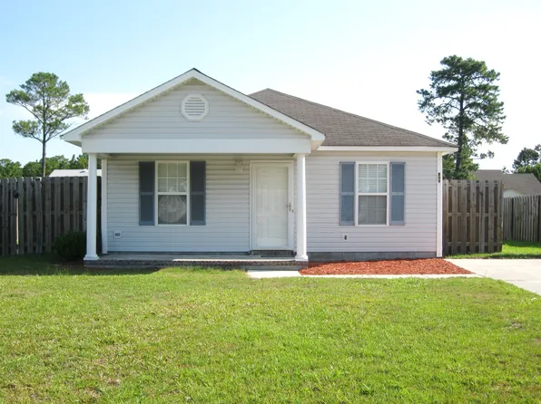809 Tisbury Ln, Wilmington, NC 28412