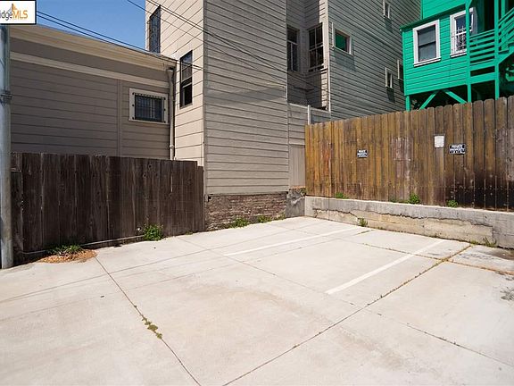 5th image of 56 Laussat St