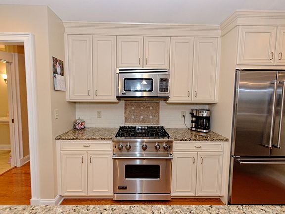 3rd image of 268 Broadway APT 507