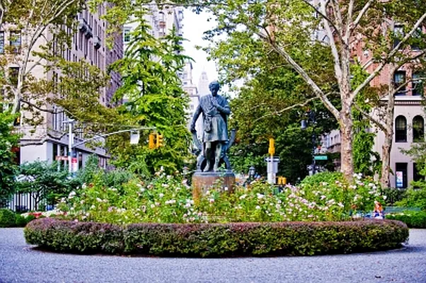 Rented by Citi Habitats | media 27