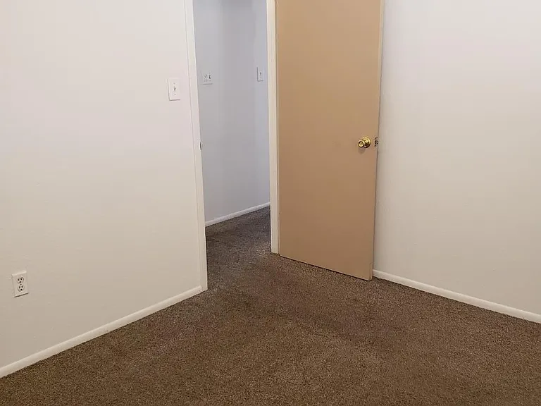1729 Paisano St NE #4 — Photo 10