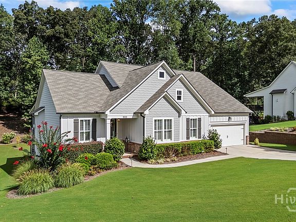 3rd image of 1833 Hidden Creek Drive