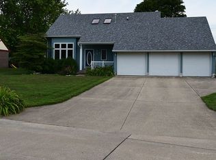 131 Parkwood Cir, Fort Dodge, IA 50501