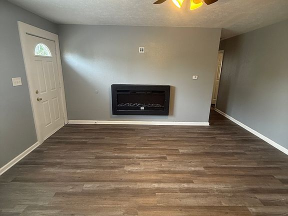 4th image of 3458 W Perry St