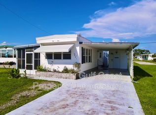 221 Trailorama Dr, North Port, FL 34287