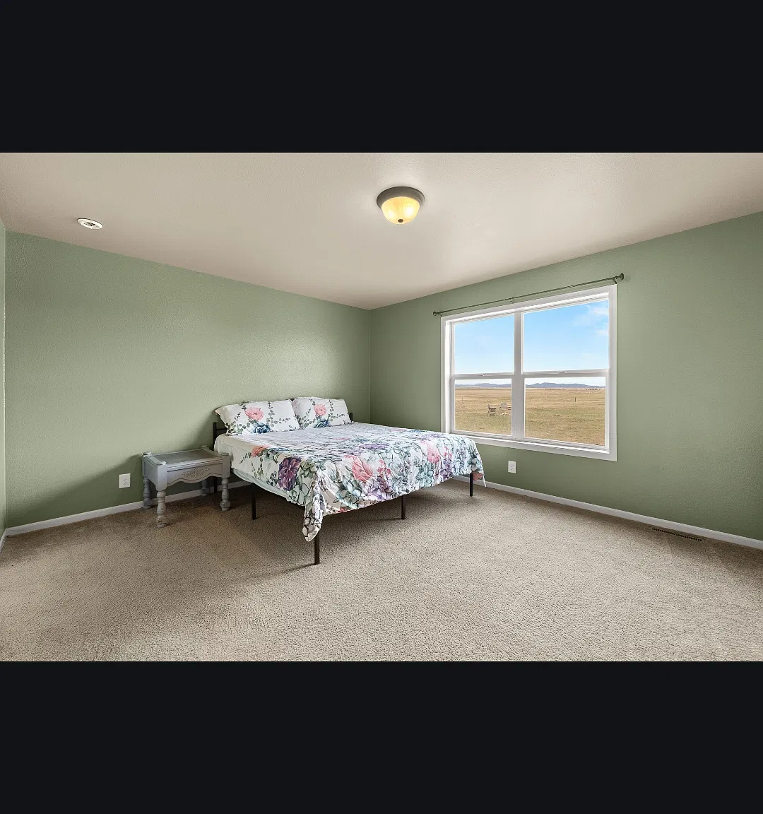 3 bed, 1800 sqft, $3,000 — Photo 3