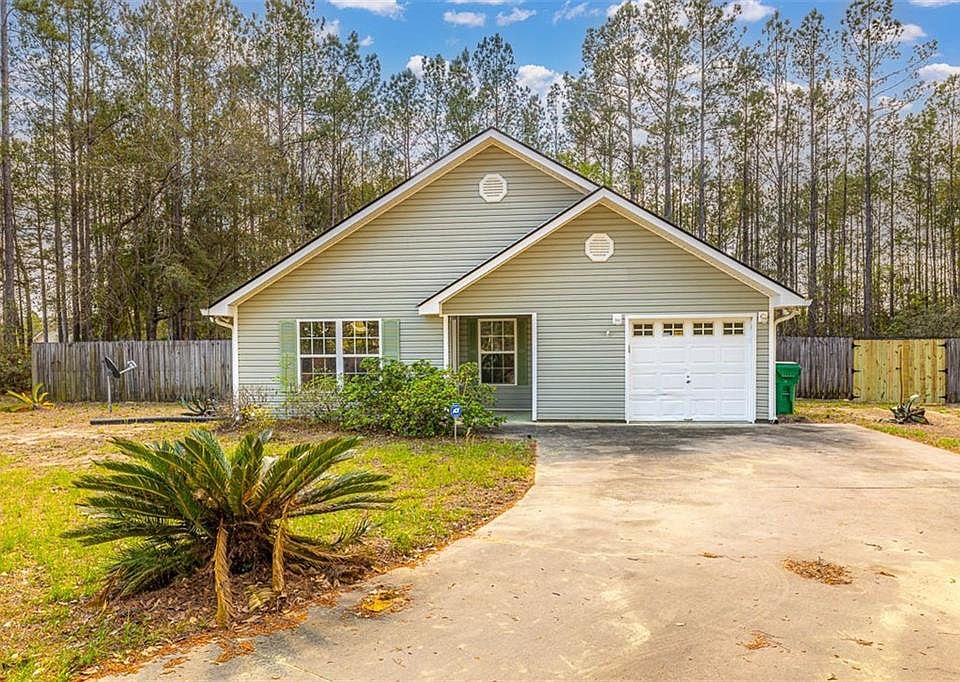 1st image of 1065 McClow Ln SE