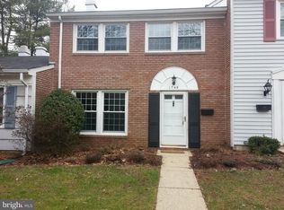 1748 Woodridge Ct, Crofton, MD 21114