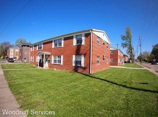 510 E College St APT 6, Carbondale, IL 62901