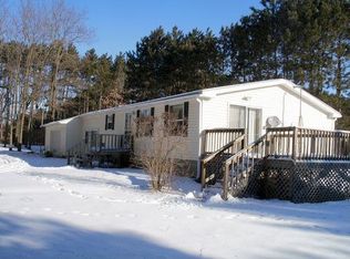 E1580 Pine Ln, Waupaca, WI 54981